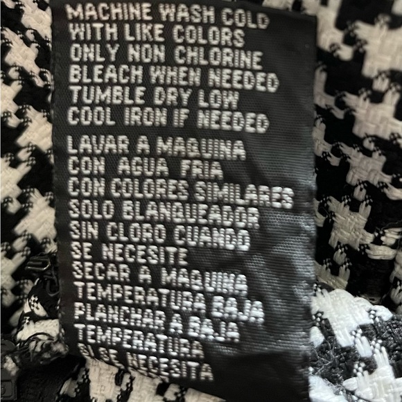 Sweet Suit Black and white trimmed in pink houndstooth, two-piece business suit - Picture 8 of 9